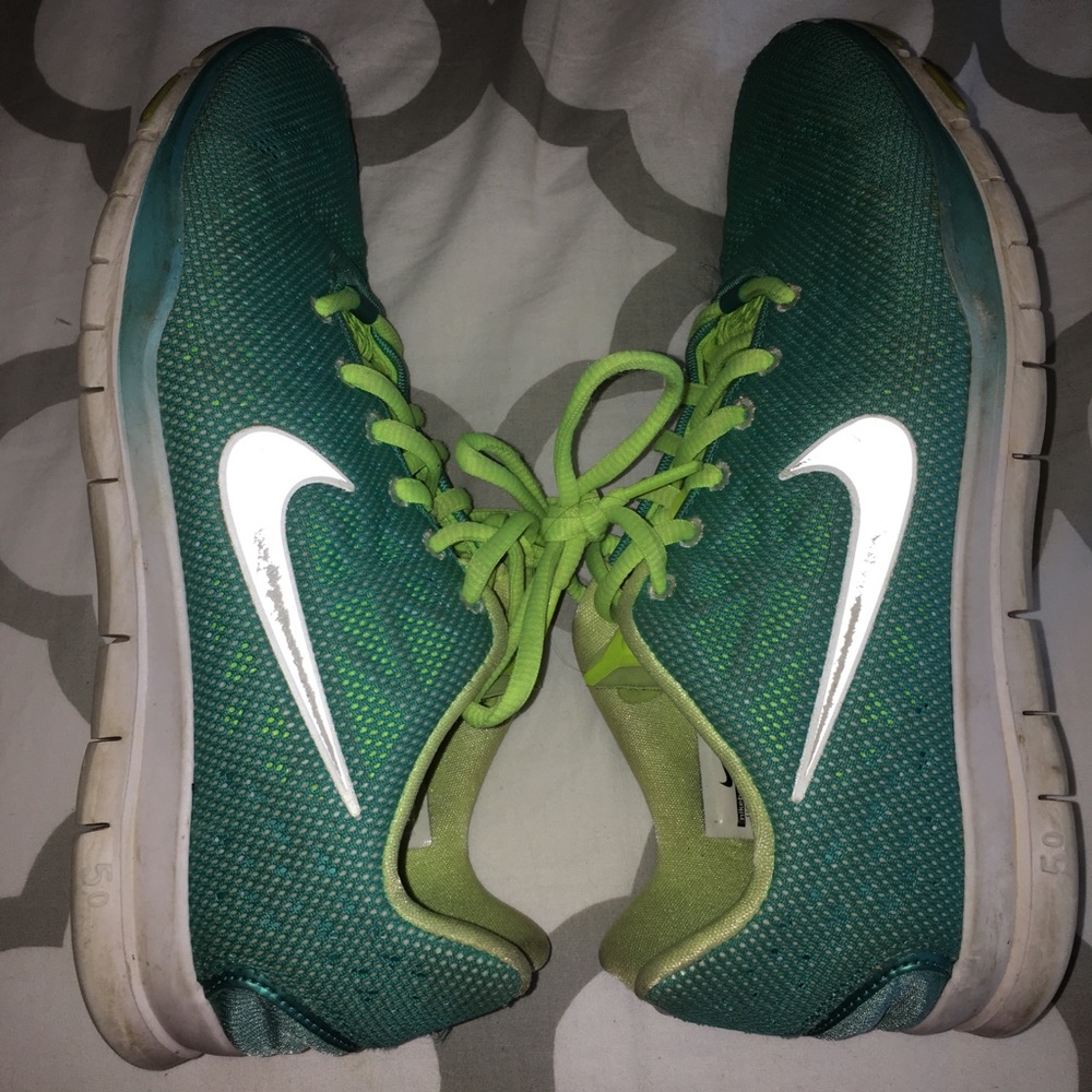 Nike Free Runs
